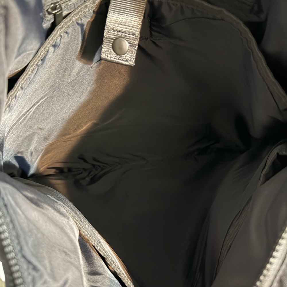 Fabletics Everyday Tote - Picture 11 of 15